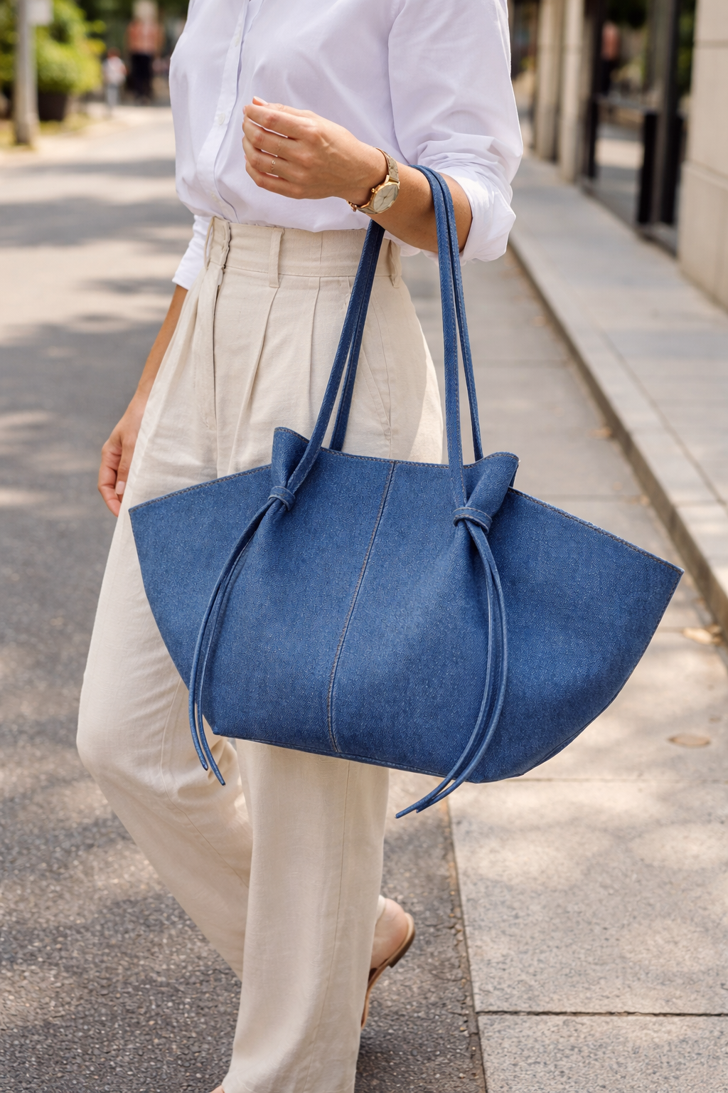 The Knott Tote